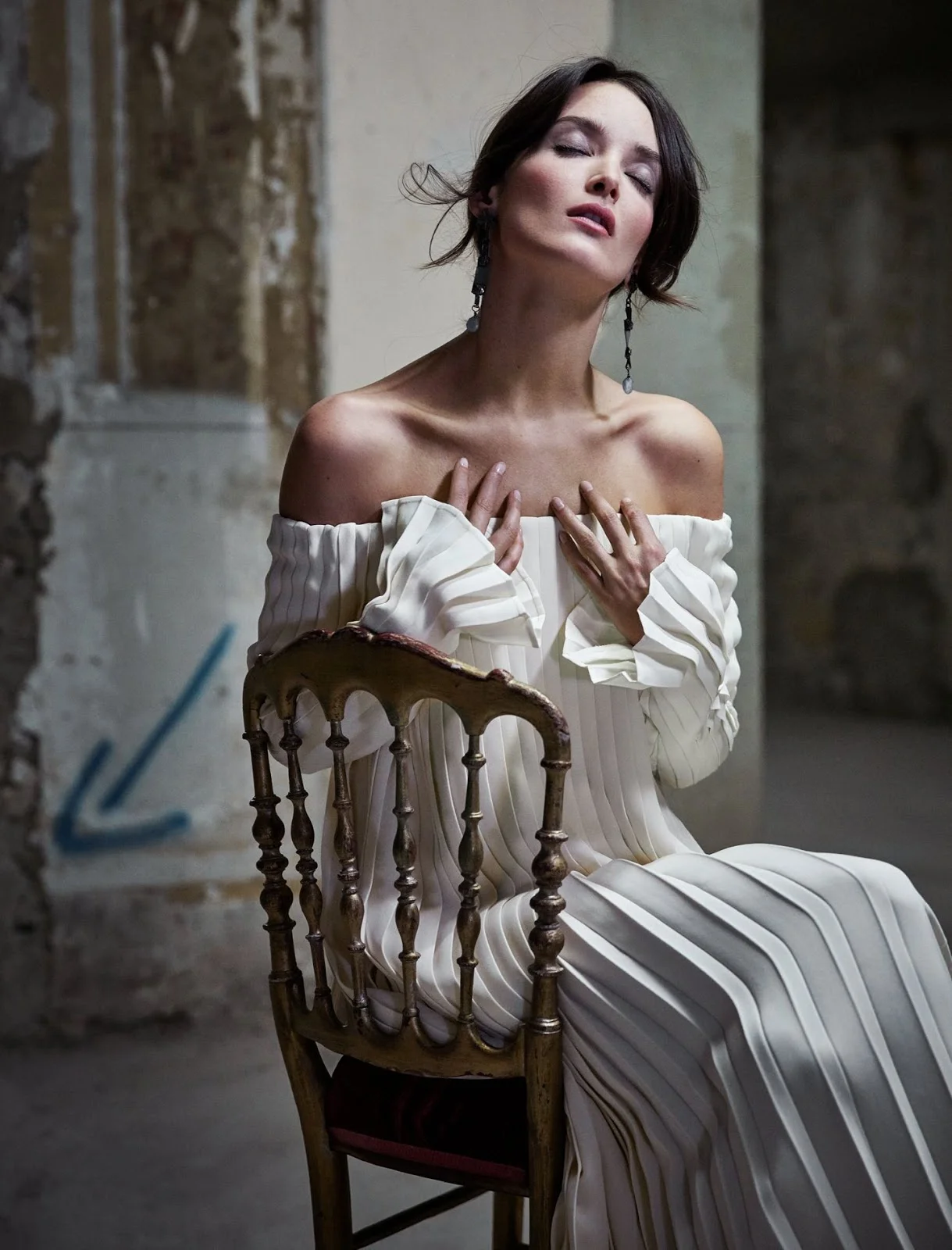 Kongan ayollarning uy qurilishi porno fotosuratlari Yuriy katta sutli kokraklar